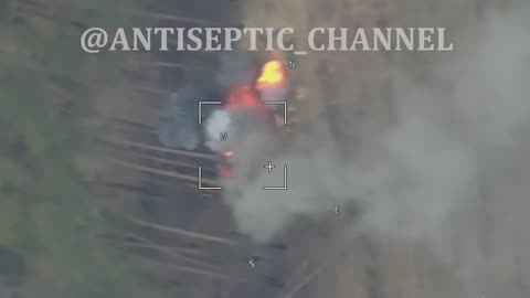 Russian Lancet kamikaze drone / UAV destroys Ukrainian artillery May 2 2023