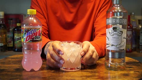 Smirnoff Vanilla Vodka & Mtn Dew Spark Raspberry Lemonade