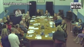 Lady educates Glastonbury Town Council on 15 minute cities