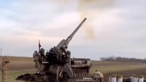 SloMo Artillery Footage