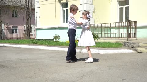 Kids dance video