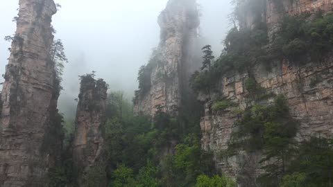 "Avatar" Mountain & Wulingyuan Scenic Area