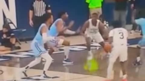 Nowhere near a coincidence: College basketball players collapses Clutching His Chest