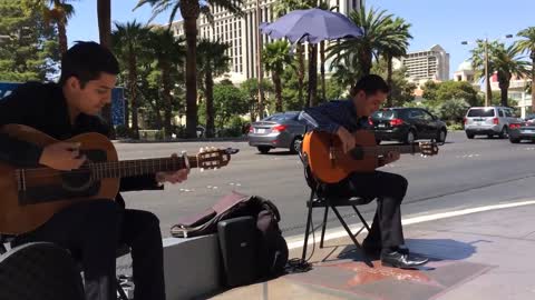 Guitar Duo Julio and Cesar on Las Vegas Strip