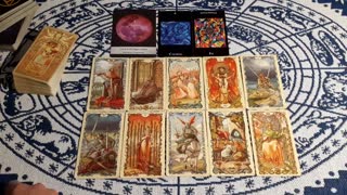 Leo November general tarot reading "Gaining objectivity about a difficult ending"