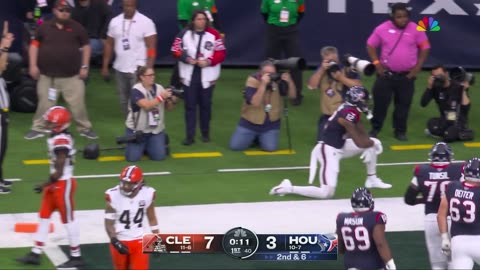 Nico Collins' dive into end zone registers HOU's first playoff TD since '19 season