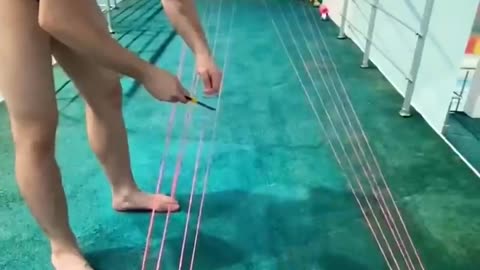 Wait until the end 😳😳🙈 #swimming #fail #prank