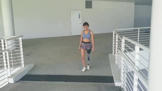 How my walking skill with prosthetic leg? Amputee walking up and down
