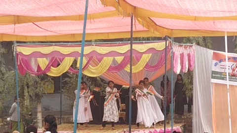 Kids dancing on republic day india part 3