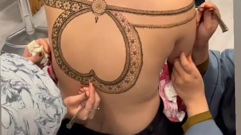 traditional blouse Hina tattoos