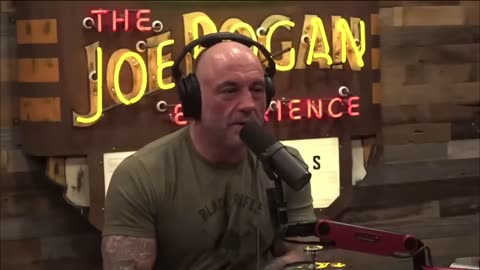 Ice Cube Shocks Joe Rogan - I turned down $9 million to avoid getting a Coviid Vaccinne