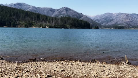 PEACE & TRANQUILITY @ Cove Creek Campground Beach Area & Boat Ramp/Dock @ Detroit Lake | Oregon | 4K