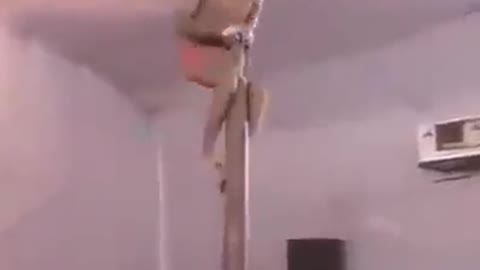 when pole dancing man unbelievable