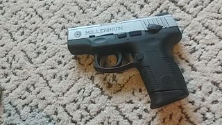 Taurus Millennium PT140 Pro