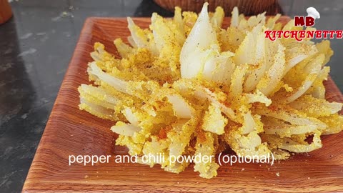 Lid the secret for Perfect Blooming Onion . Blooming Onion made at home better than Outback