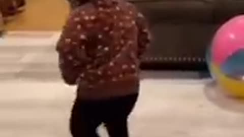 Cute Babies Dancing