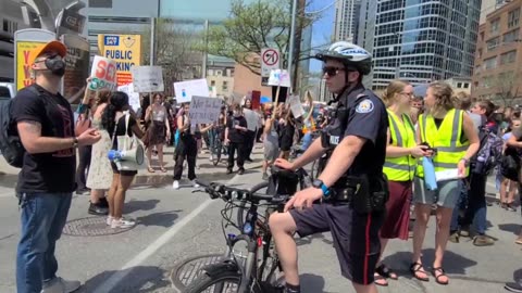 Toronto March for Life 2023 highlight 3: The pro-choicers