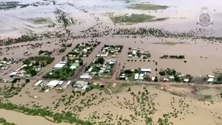 Heavy rain in Australia triggers flood evacuations
