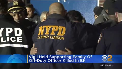 Vigil held supporting family of off-duty officer killed in Brooklyn