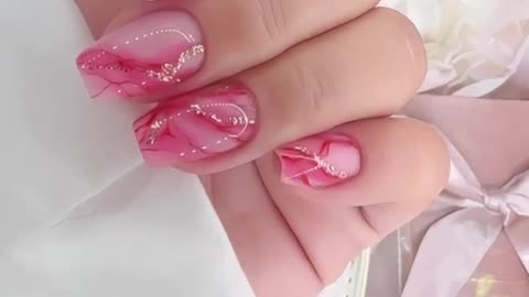 marbled nails