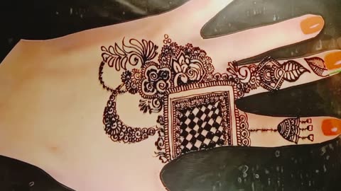 Waaoo Hand Designe Tatto No Permanent Look Attract #Tatto #Beauty