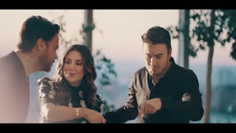 Sinan Akçıl & Mustafa Ceceli & Merve Özbey - Durum Çok Acil