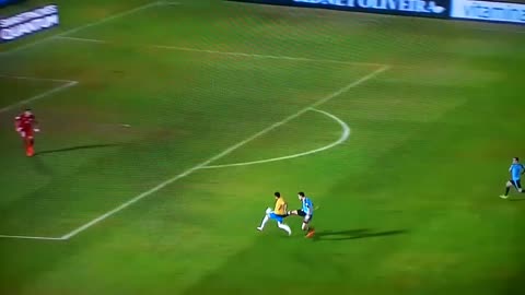 Golazo de Neymar vs Uruguay