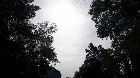 Himmel in Berlin am 3.9.2023 um 12:04 Uhr