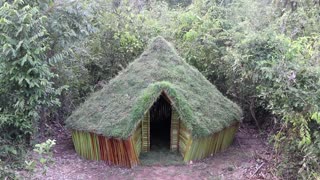 Build The Most Beautiful Ancient House in Deep Jungle