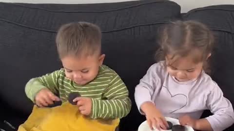 Mom Tests Twins to See If They Share