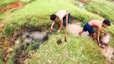 These guys built a swingpool underground