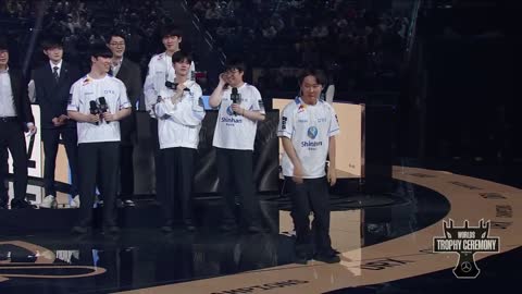 DRX Pyosik's Funny Dance Celebration after Winning Worlds 2022