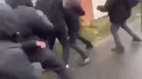 Illegal Immigrants In UK Beating Random White People