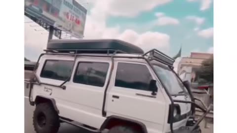 Funny shorts Jeep to van🤣🤣🤣