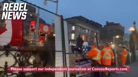 BREAKING - Ottawa has now fenced off Parliament Hill