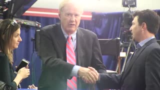 Chris Matthews shoves man who inquires about leg "thrill"