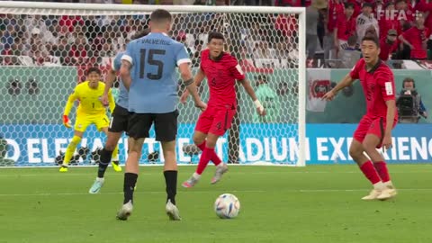Uruguay v Korea Republic highlights _ FIFA World Cup Qatar 2022