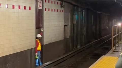 NYC train workers built different
