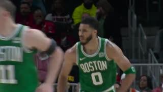 Tatum Posterizes Hawks! Late Dunk Highlights Celtics' Lead (BOS vs. ATL)