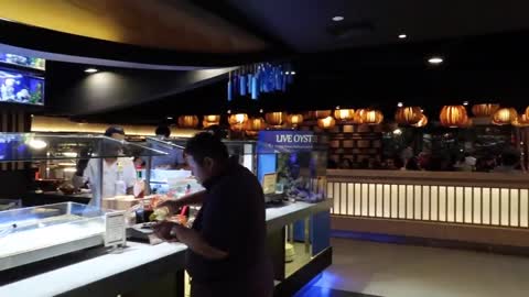 DanielFoodDiary - Singapore Food Fare Special At Buffet Town (Video by @Stormscape)