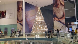 Yorkdale Shopping Mall Toronto 🎄🎄🎄🎄🎄🎄