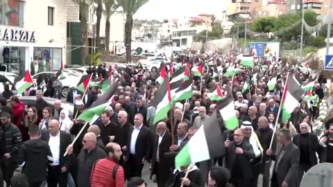 Hundreds of Arabs in Israel march to mark Land Day