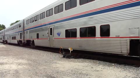 FLORIDAS LONGEST PASSENGER TRAIN AMTRAK AUTO TRAIN LEAVES STATION!!