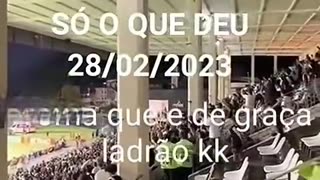 Lula no campo de futebol