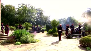 'God save the King' - N.Ireland crowds greet Charles