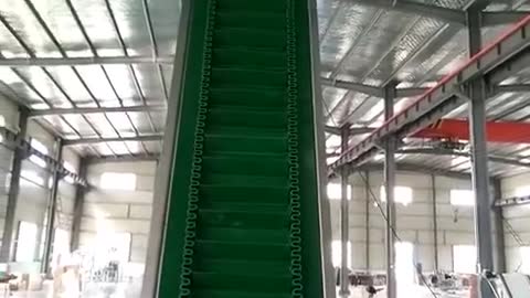 Hairise cleated machine inclined lifting PVC/PU belt Conveyor