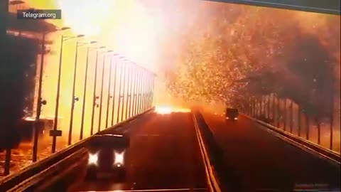 Russia to Crimea Bridge moment of explosion
