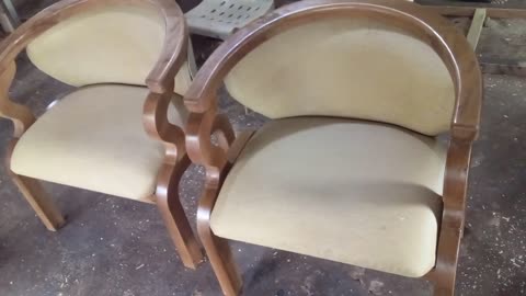 How to work furniture wood