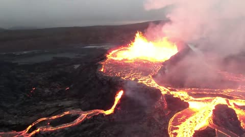 Iceland Geldingadalir Volcano August 14 video with drone