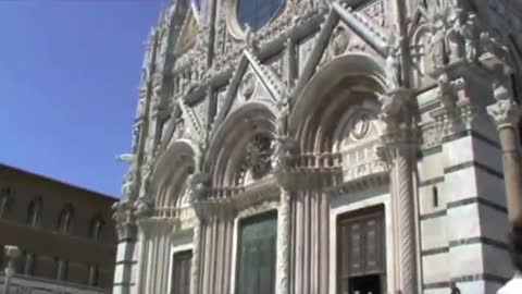 Syncretism in Siena. Il Duomo di Siena